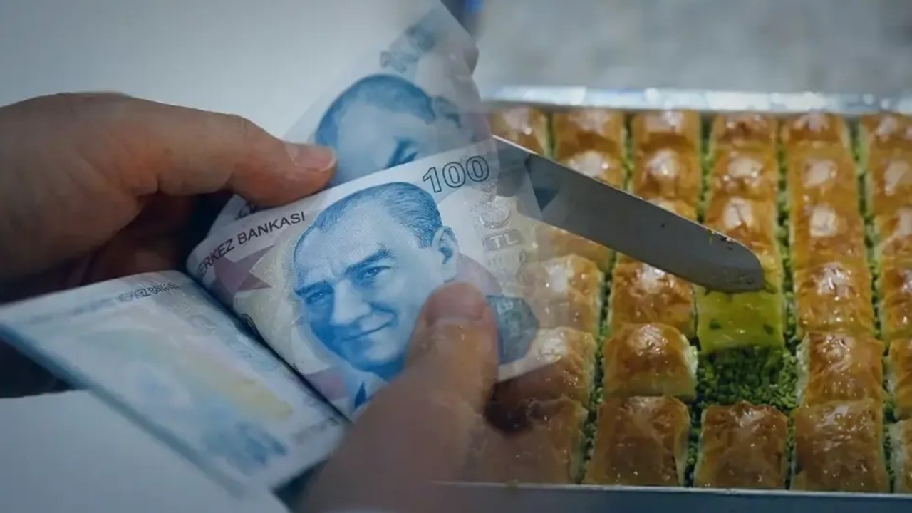 Bayram Öncesi Tatlı Fiyatları Uçtu! Bir Dilim Baklava 80 TL’ye Dayandı