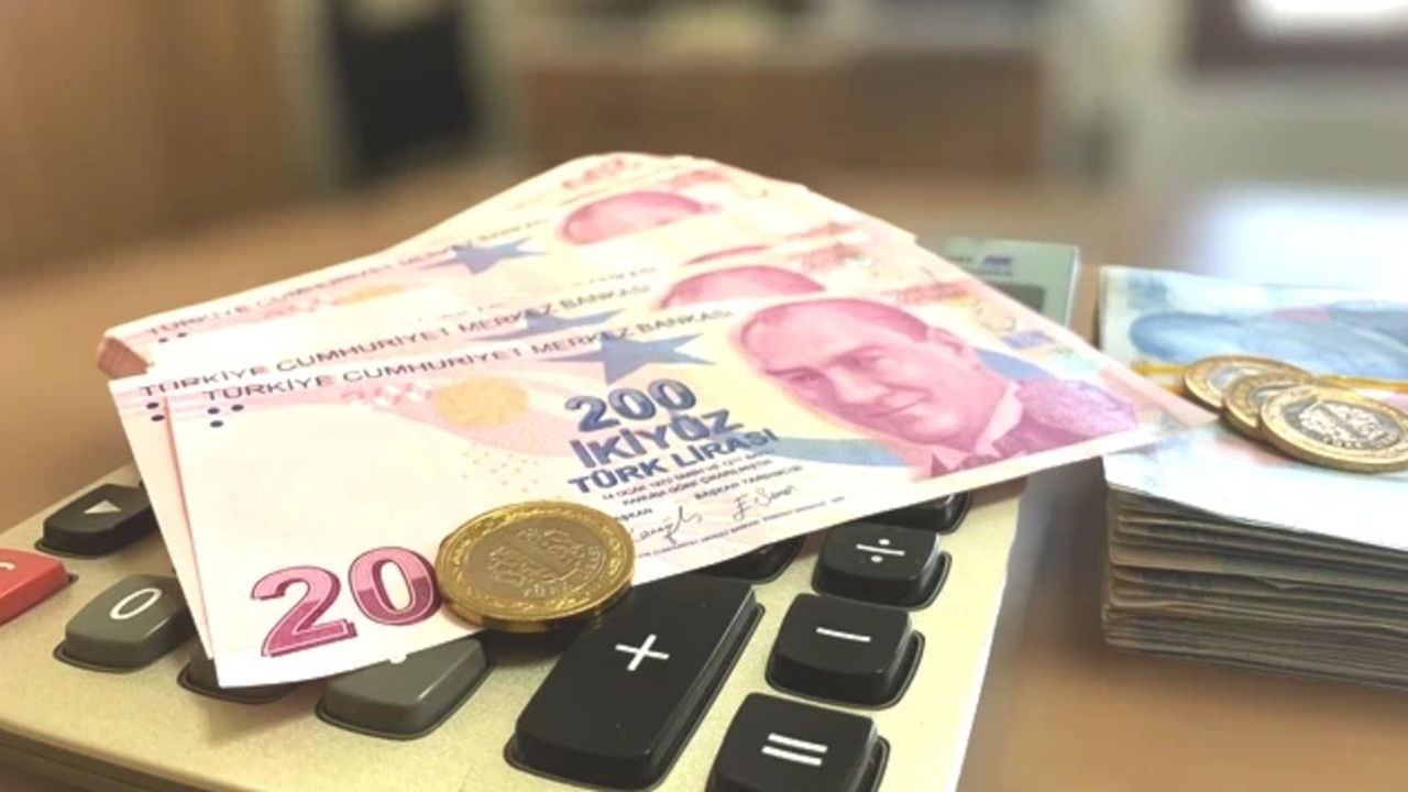 Tek imza ile 30 bin TL hesaba yatıyor: Mart 2026 emekli promosyonlarında dev yarış